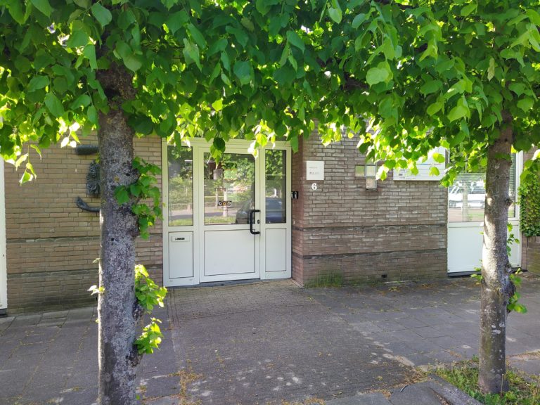 Voordeur locatie Almkerk